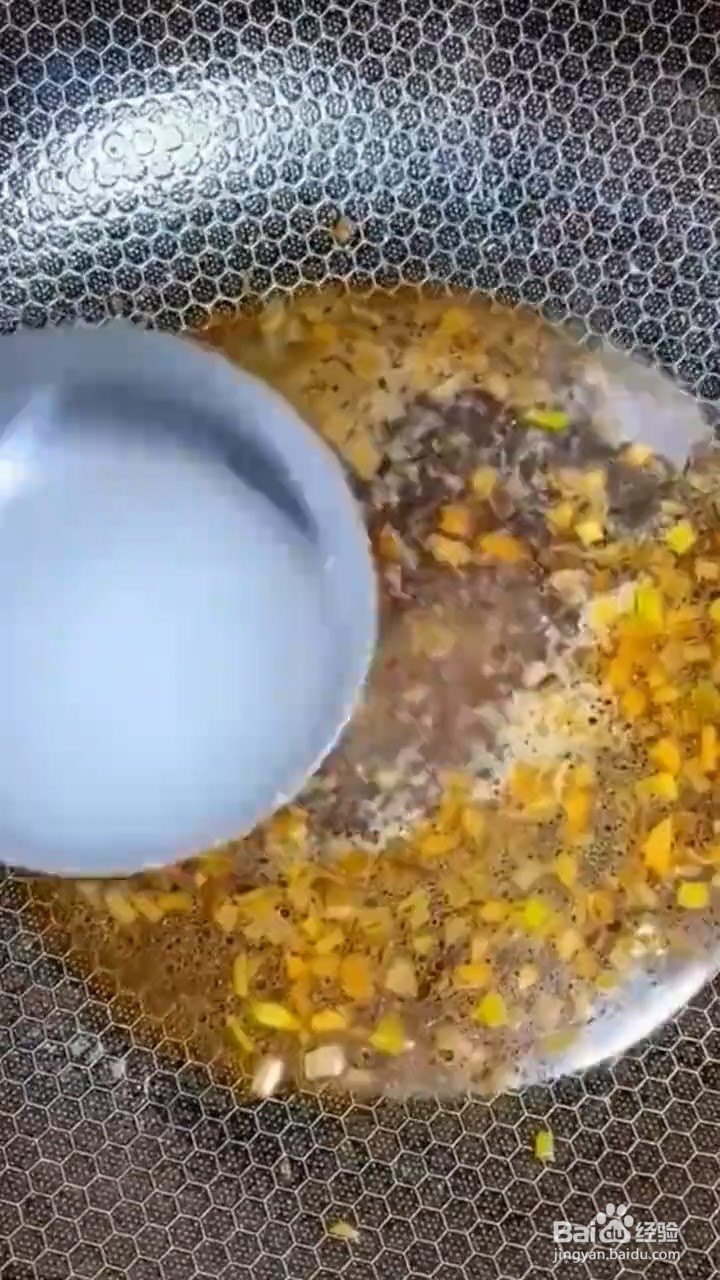 怎样制作土豆蒜苔炒火腿