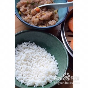 保健养生鲜虾糯米丸子