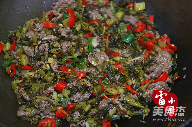 雪菜炒牛肉的做法