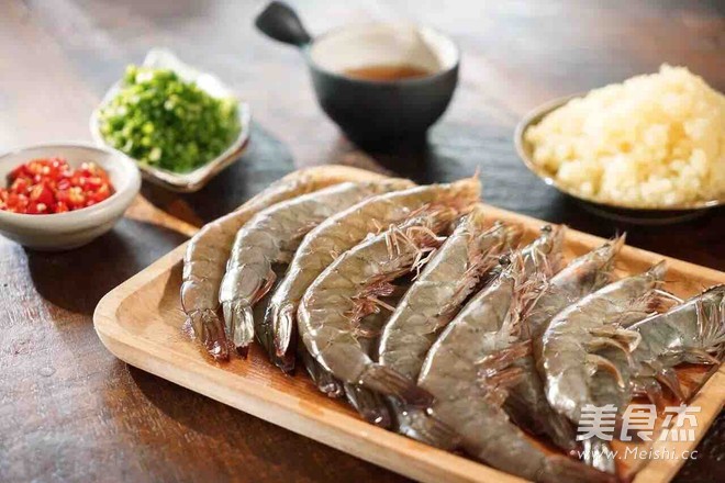 蒜蓉粉丝蒸虾