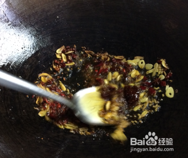 年夜饭大菜之香辣蟹