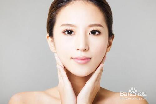 晚上怎么样正确护肤？