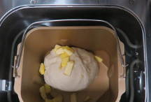 黑糖肉桂手斯包