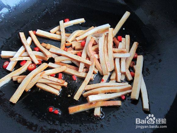 蚝油韭黄炒香干