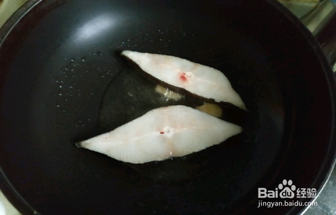 如何做出糖醋比目鱼？