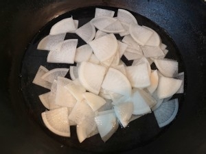 美食汤羹--萝卜肉汤