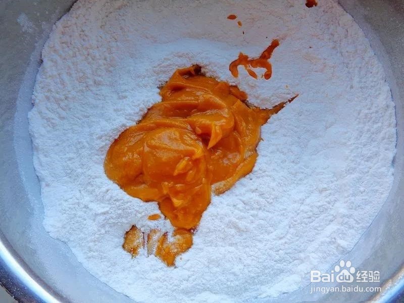 如何制作南瓜馅饼？