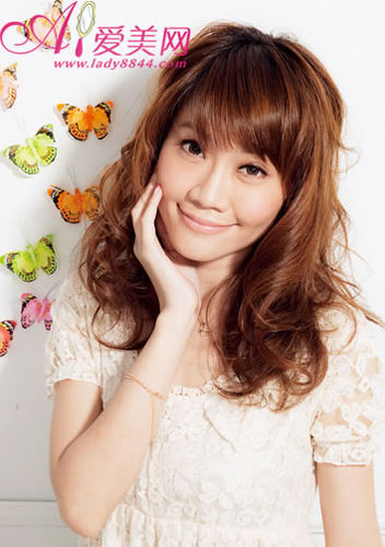 扁塌头发大拯救发型DIY变出时尚蓬松感