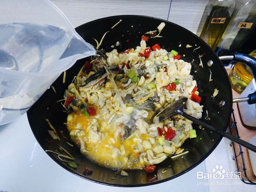 怎么吃都不腻的泡椒仔姜牛蛙