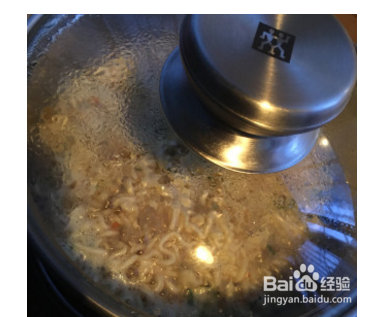 海参鸡蛋藤椒面的做法