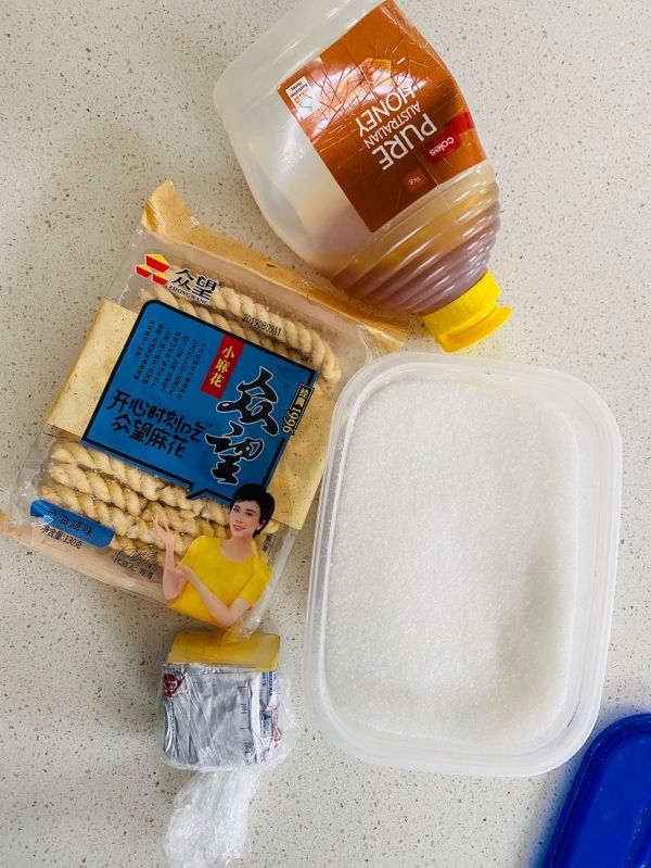 香甜蜂蜜芝麻小麻花