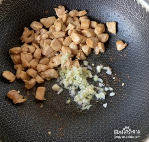 青椒炒鸡丁的家常做法