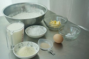 牛奶小餐包的做法
