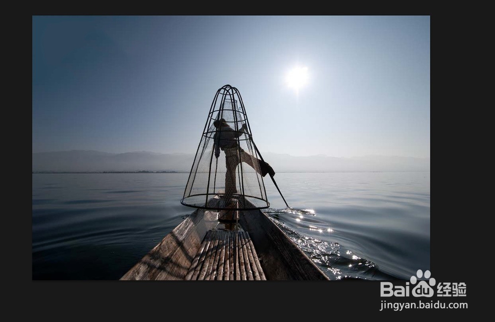 如何利用ps去除图片上面的水印？