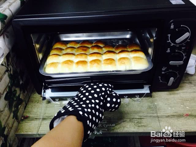 牛奶小面包的做法