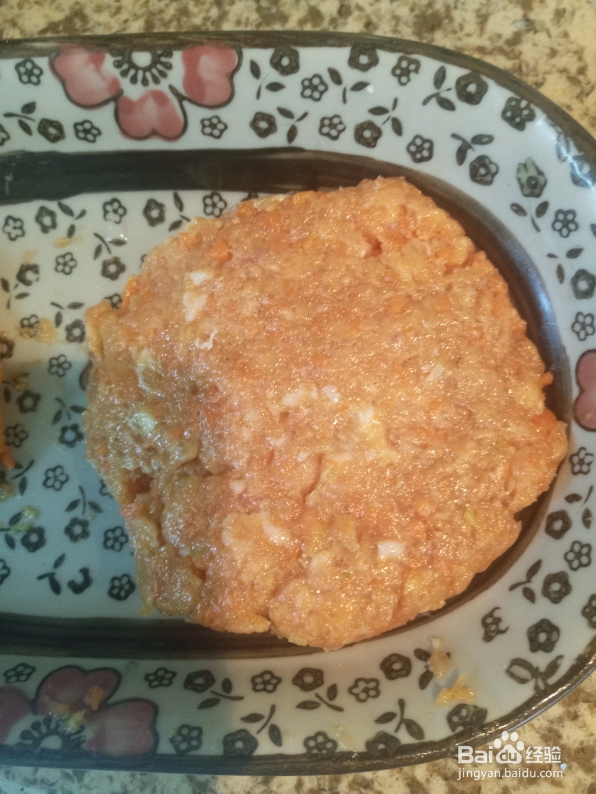 糕点猪肉汉堡的教程