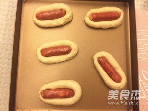 肠仔包的家常做法