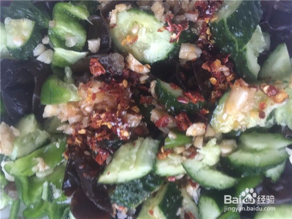 黑木耳拌黄瓜家常做法