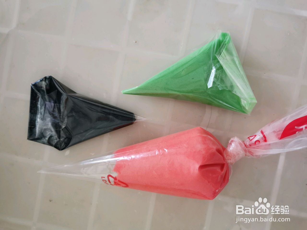 草莓蛋糕卷的做法