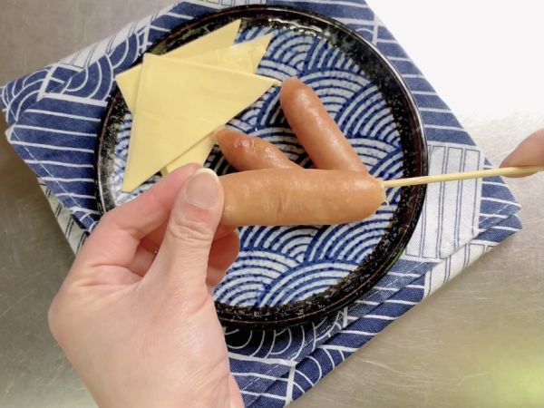 芝士香肠松饼卷
