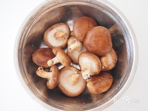 如何做出香菇抱蛋的做法