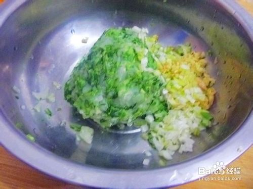【简单制作的花样饼大全】乡村特色---玉米快菜贴饼子