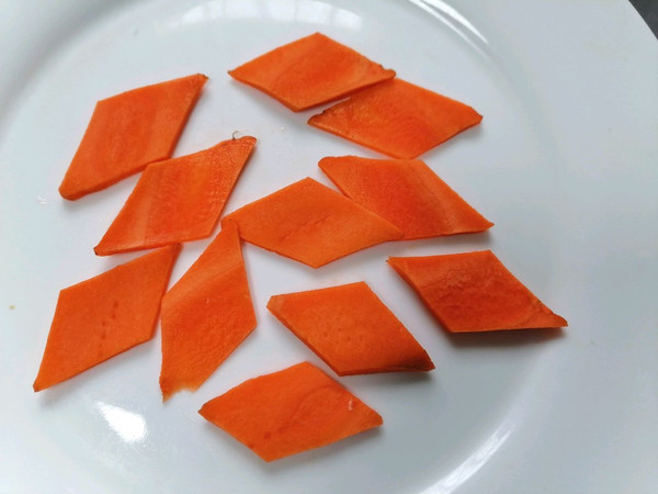 胡萝卜炒杏鲍菇