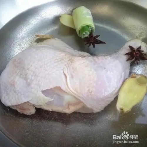 金针菇炖大鸡腿