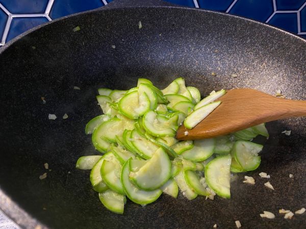 西葫芦炒西红柿