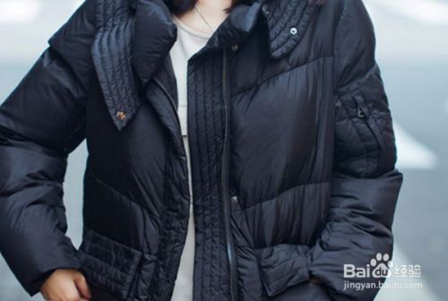 羽绒服怎么洗简单又干净 怎么自己洗羽绒服-第2张图片-潮百科