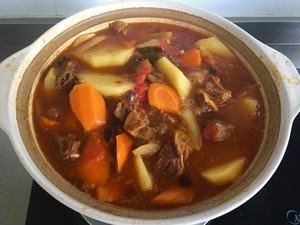 番茄土豆炖牛腩的做法详细教程（精品）