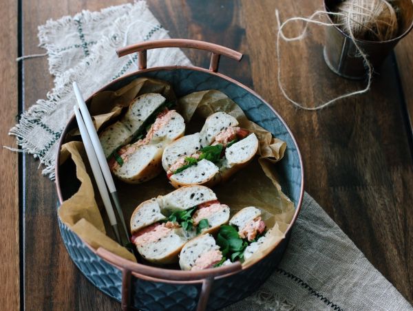 菠菜三文鱼三明治