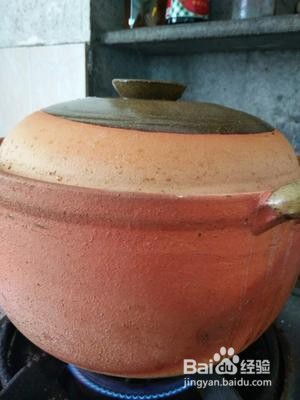 怎么做营养丰富的黑豆牛骨汤