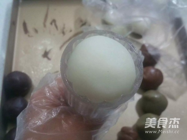 漂亮的冰皮月饼