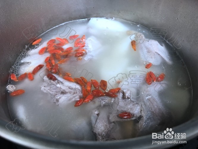 鹌鹑煲汤的做法
