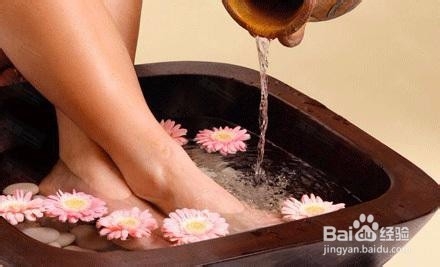 泡脚的好处是什么?