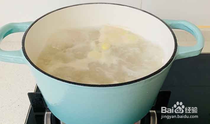 玉米骨头汤怎么做