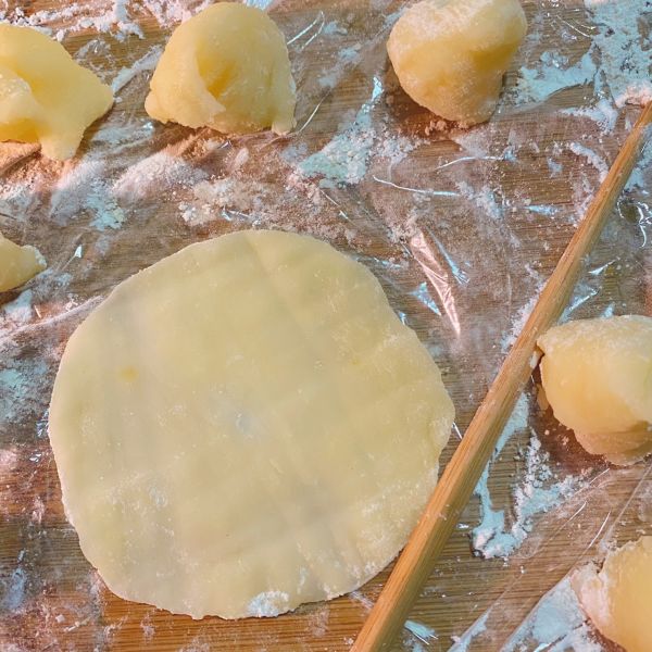 草莓奥利奥雪媚娘