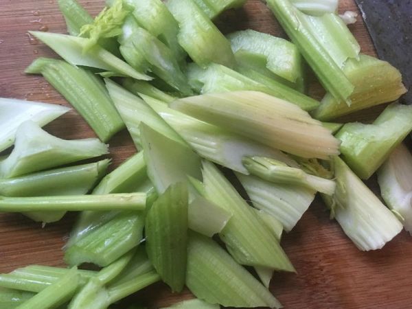 对味酱鸭#食光社干锅鸭#