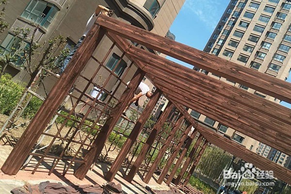 水泥栏杆怎么做仿木纹漆