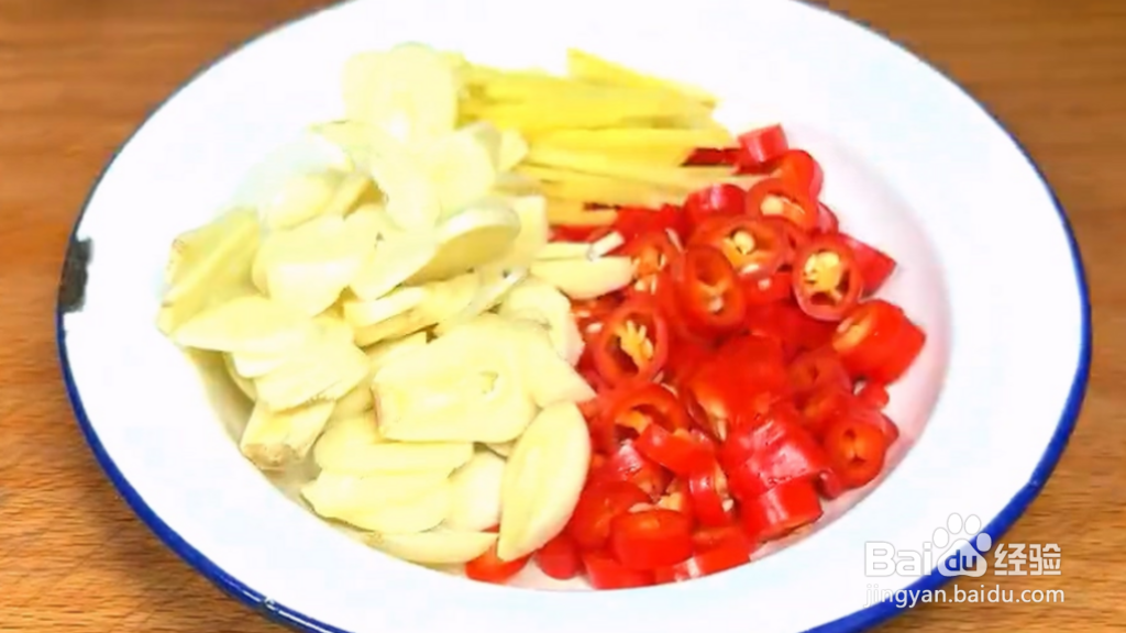家常菜制作分享：香菜炒牛肉