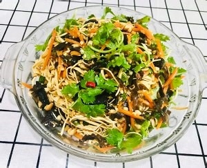 凉拌千张丝的做法