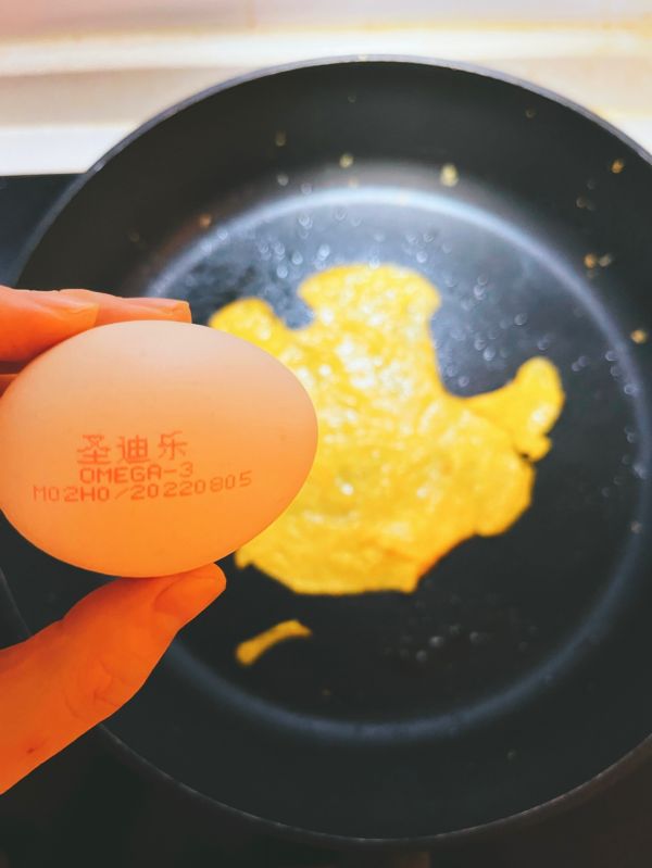 鸡蛋糙米反卷寿司