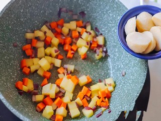 咖喱鱼丸面怎么做？