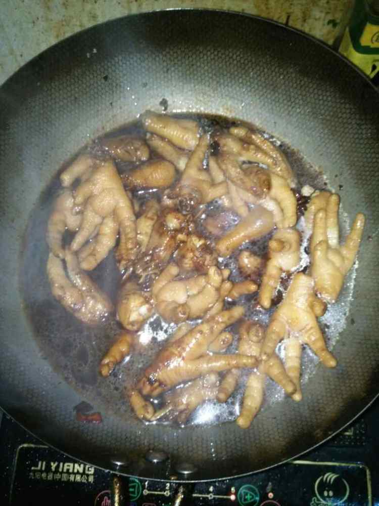 教你快速学会制作红烧鸡爪