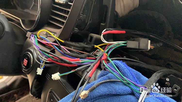 哈尔滨起亚K5汽车音响改装隔音升级案例