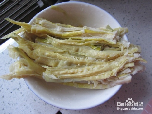 荠菜笋尖猪肉饺