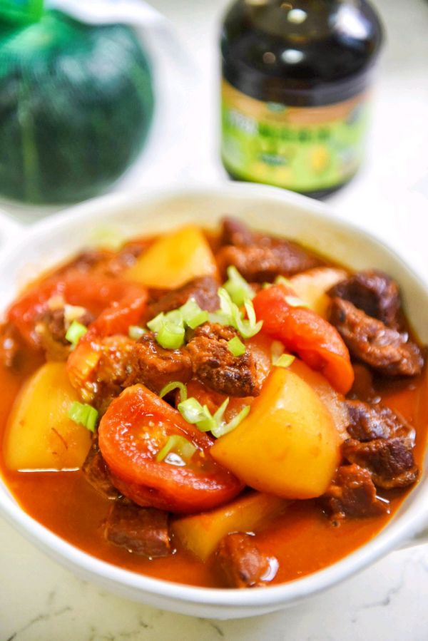 番茄土豆炖牛腩