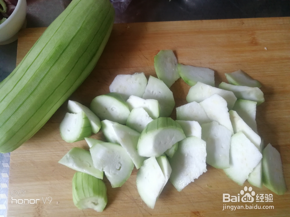 无法抵挡的油面筋丝瓜