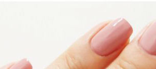 在家轻松DIY美甲